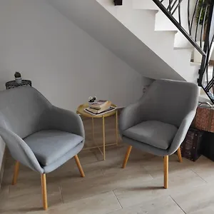 3* Konukevi Lucero 12