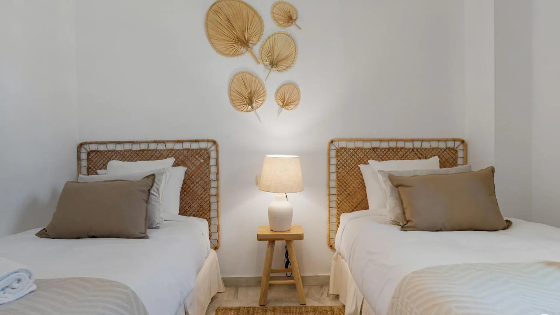 Vivi Homes - Rome Pool, Garden, Golf & Beach Marbella 0*,