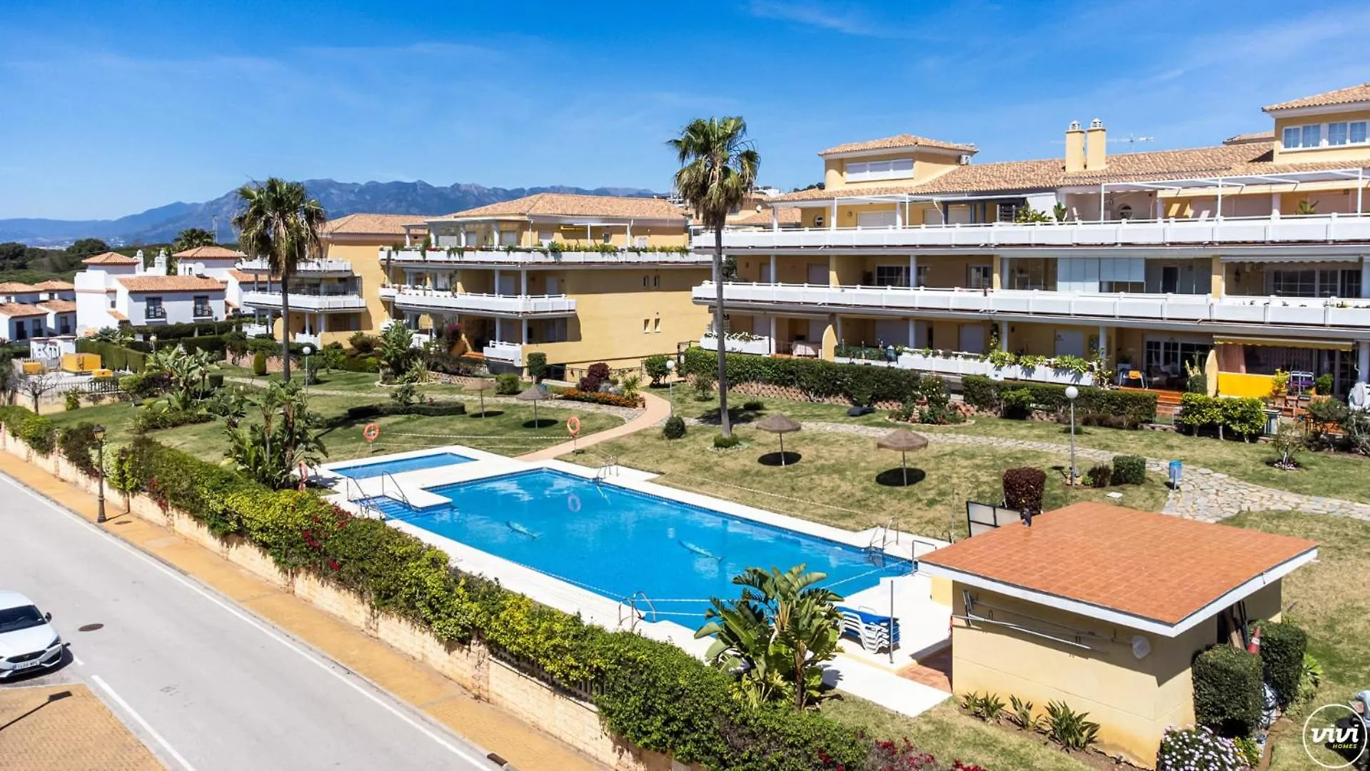 Vivi Homes - Rome Pool, Garden, Golf & Beach Marbella